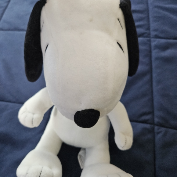 Peanuts Snoopy Plush Toy - White and Black - Picture 3 of 6